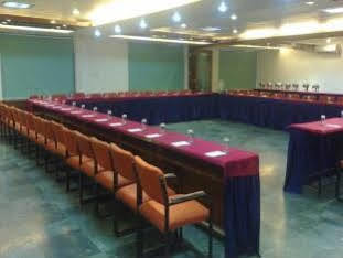 Oyo 15791 Flagship Hotel Executive Hazratganj Lucknow Exterior photo